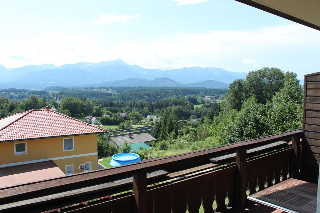 Appartementhaus Karawankenpromenade Velden am Woerthersee Exterior photo